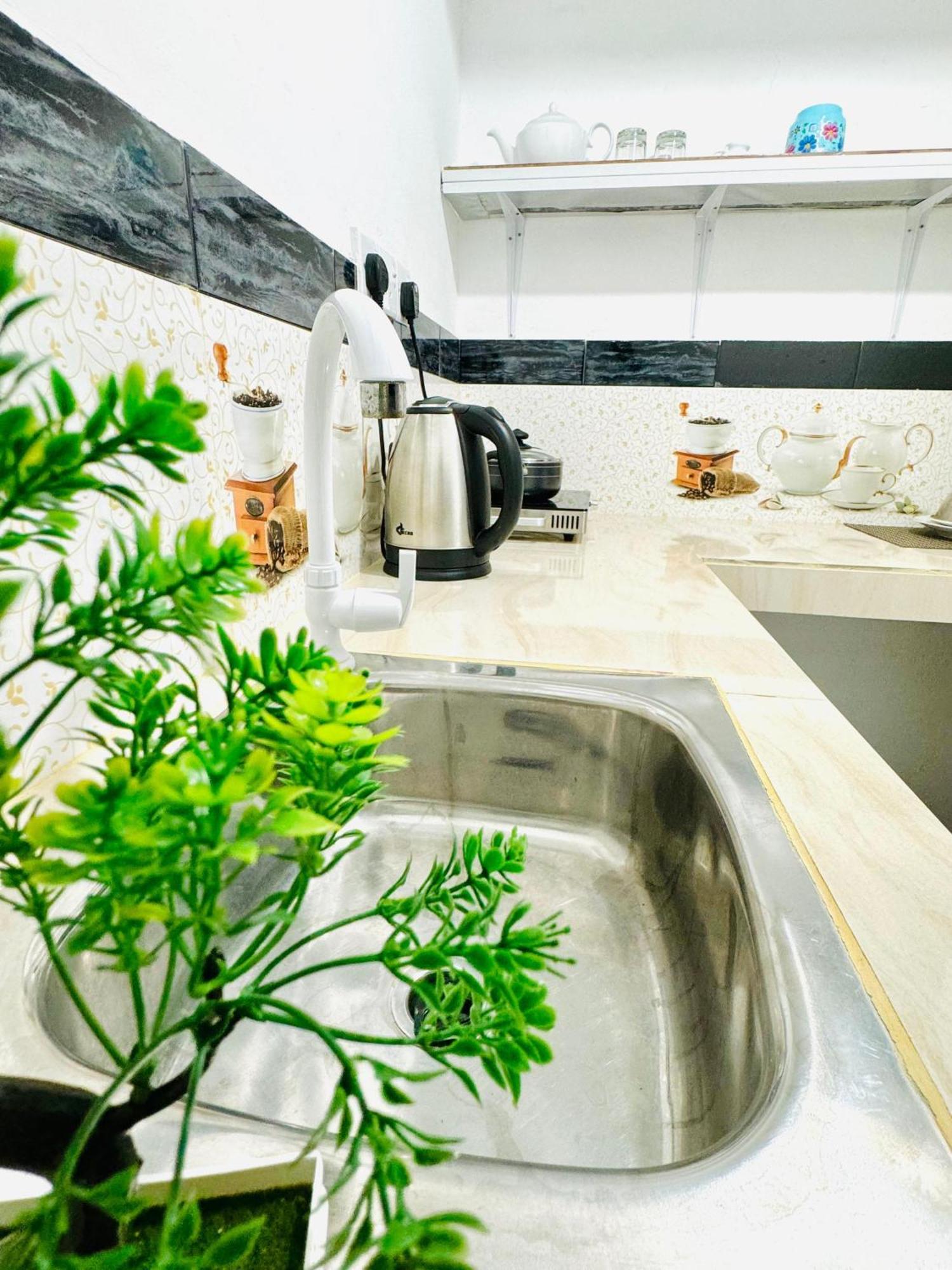 Nethmi Homestay & Restaurant タンガラ エクステリア 写真