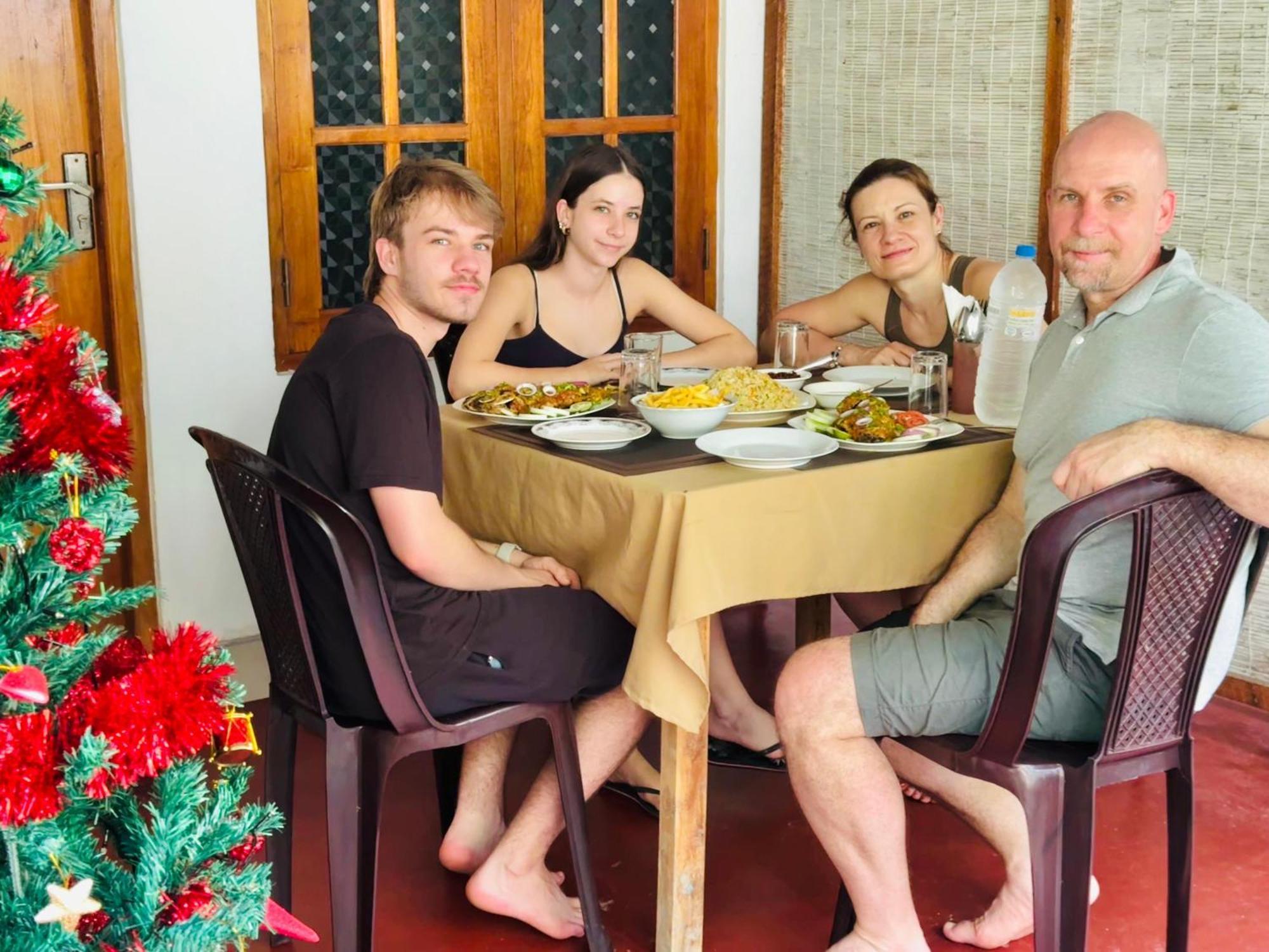 Nethmi Homestay & Restaurant タンガラ エクステリア 写真
