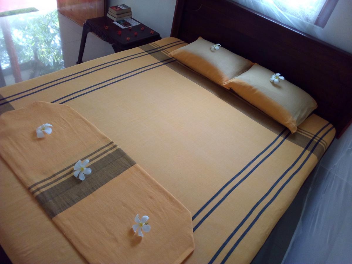 Nethmi Homestay & Restaurant タンガラ 部屋 写真